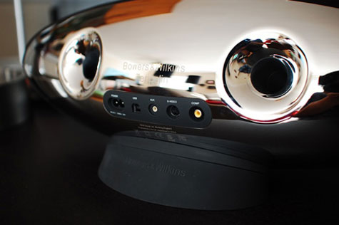 B&W Zeppelin iPod Speaker » image 6